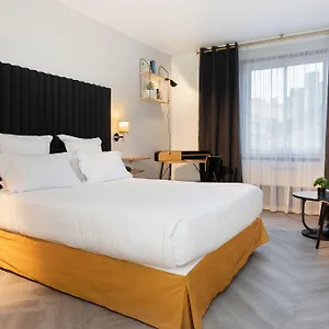 Hotel Chromatics & Restaurant Hill Club By Happyculture