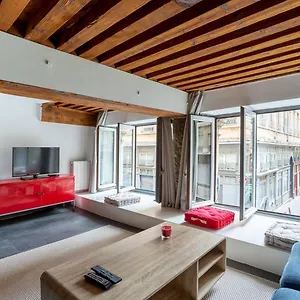 Appartement Guestready - Le Duplex Des Pentes, Lyon