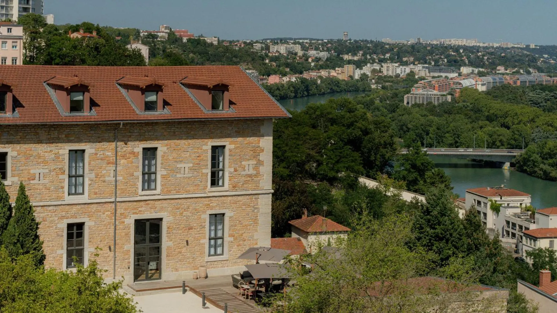 Hotel Fort St Laurent Lyon - Handwritten Collection