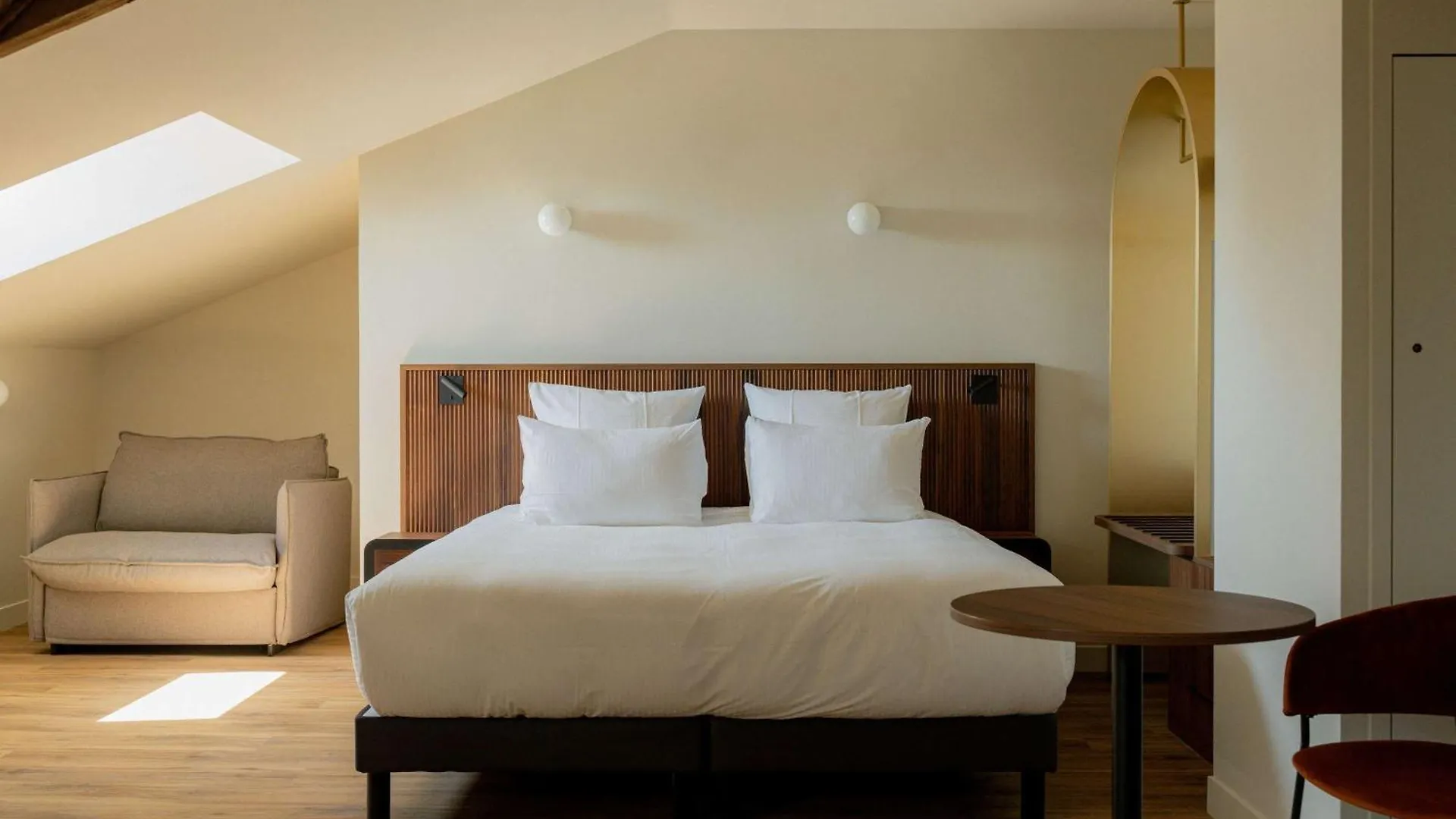 ****  Hotel Fort St Laurent Lyon - Handwritten Collection France